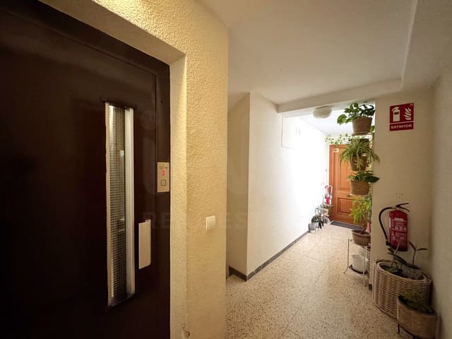 3 chambre Appartement à vendre à Flix - 79 000 € (Ref: 10154515)
