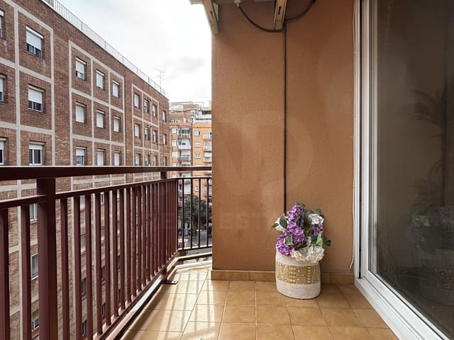 4 slaapkamer Appartement te koop in La Maternitat i Sant Ramon, Barcelona stad - € 490.000 (Ref: 10154517)