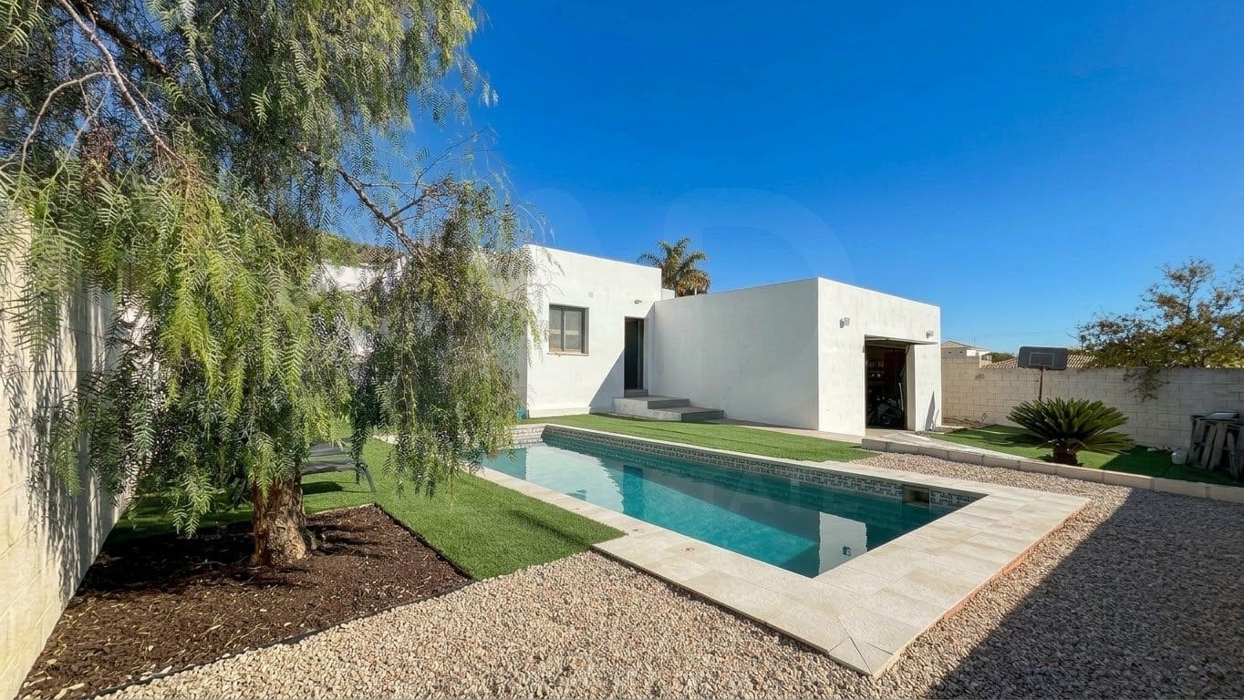 5 chambre Villa/Maison à vendre à Casabermeja avec piscine garage - 590 000 € (Ref: 10154520)