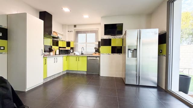 5 chambre Villa/Maison à vendre à Casabermeja avec piscine garage - 590 000 € (Ref: 10154520)