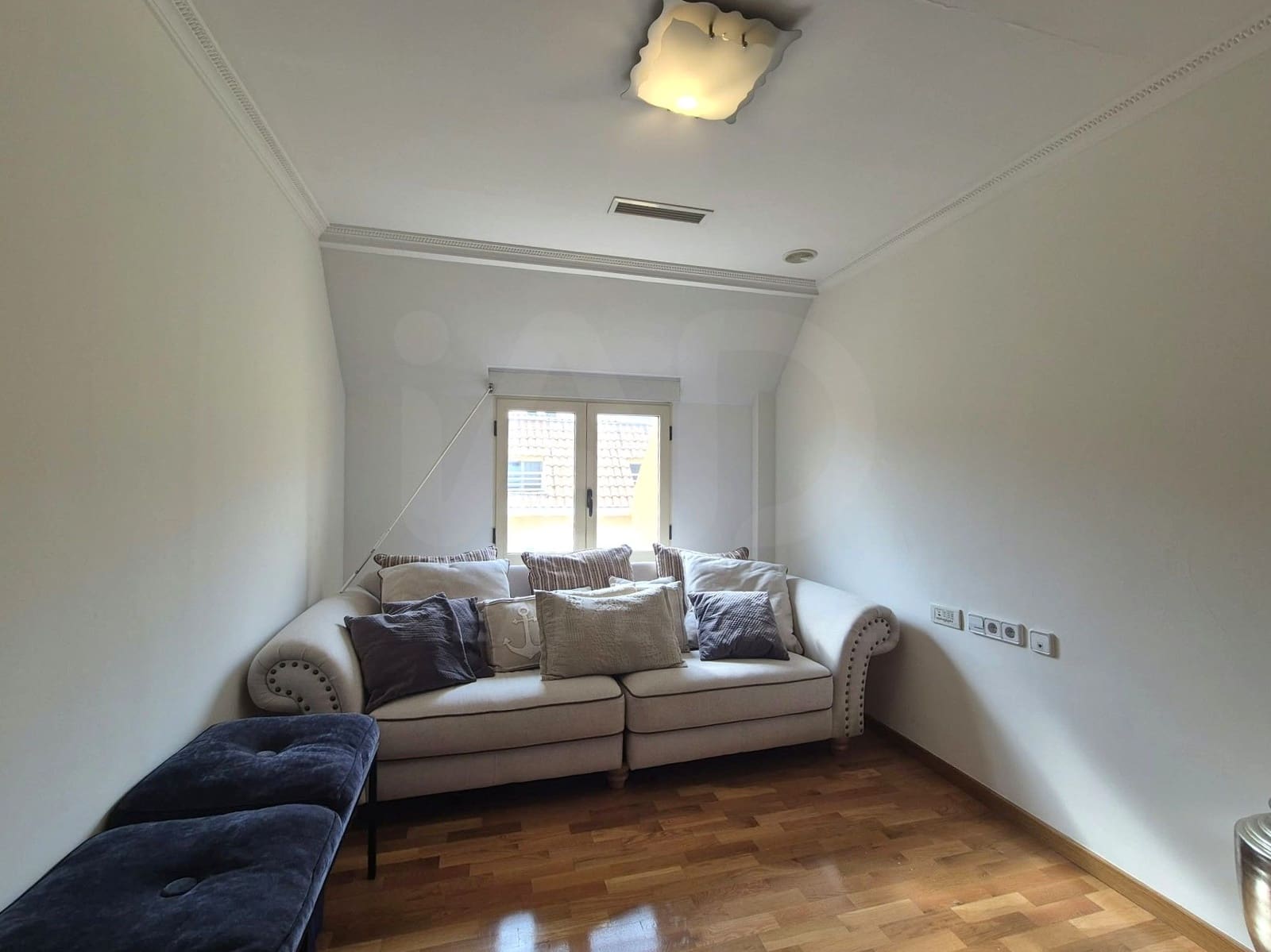 5 bedroom Apartment for rent in Denia with pool garage - € 2,500 (Ref: 10154522)