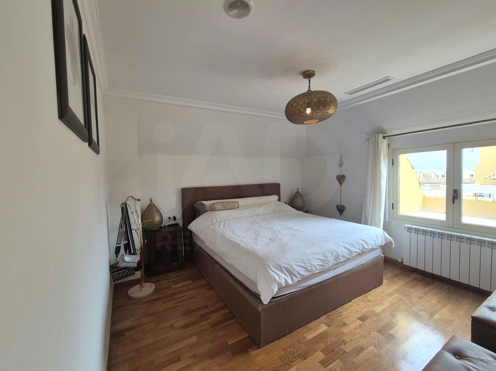 5 bedroom Apartment for rent in Denia with pool garage - € 2,500 (Ref: 10154522)