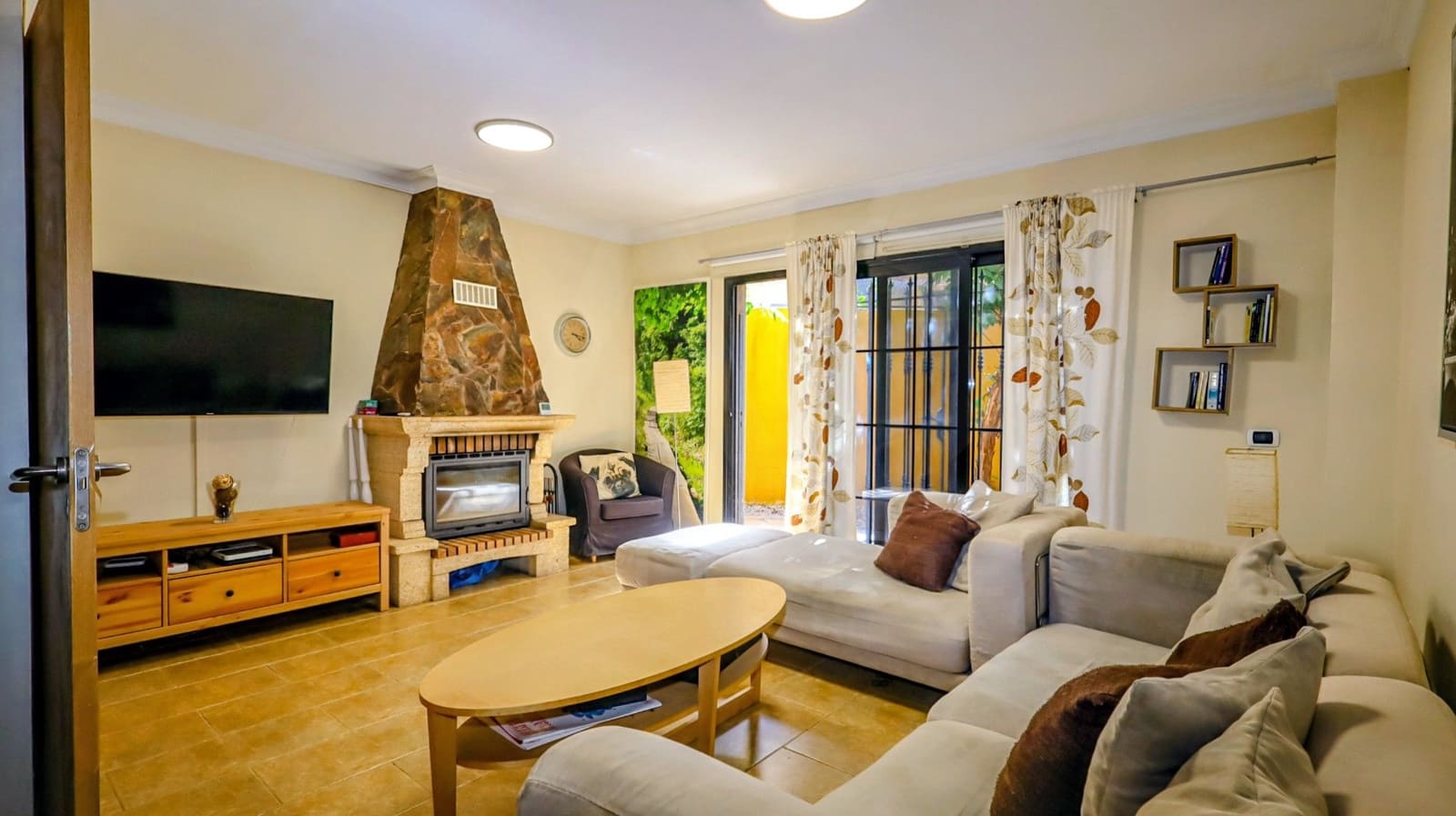 Adosado de 3 habitaciones en San Cristóbal de La Laguna en venta con garaje - 379.000 € (Ref: 10155251)