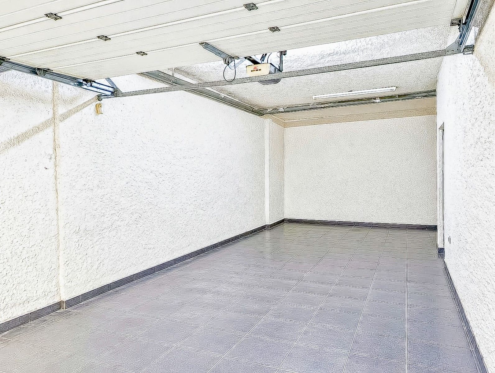 Adosado de 3 habitaciones en San Cristóbal de La Laguna en venta con garaje - 379.000 € (Ref: 10155251)
