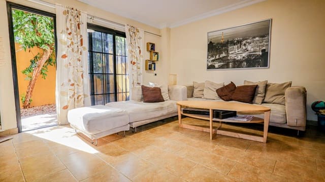3 chambre Villa/Maison Mitoyenne à vendre à San Cristóbal de La Laguna avec garage - 379 000 € (Ref: 10155251)