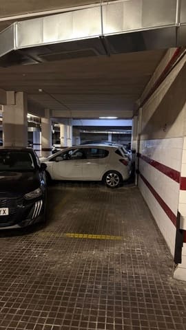 Garage for sale in Madrid city - € 35,000 (Ref: 10155252)
