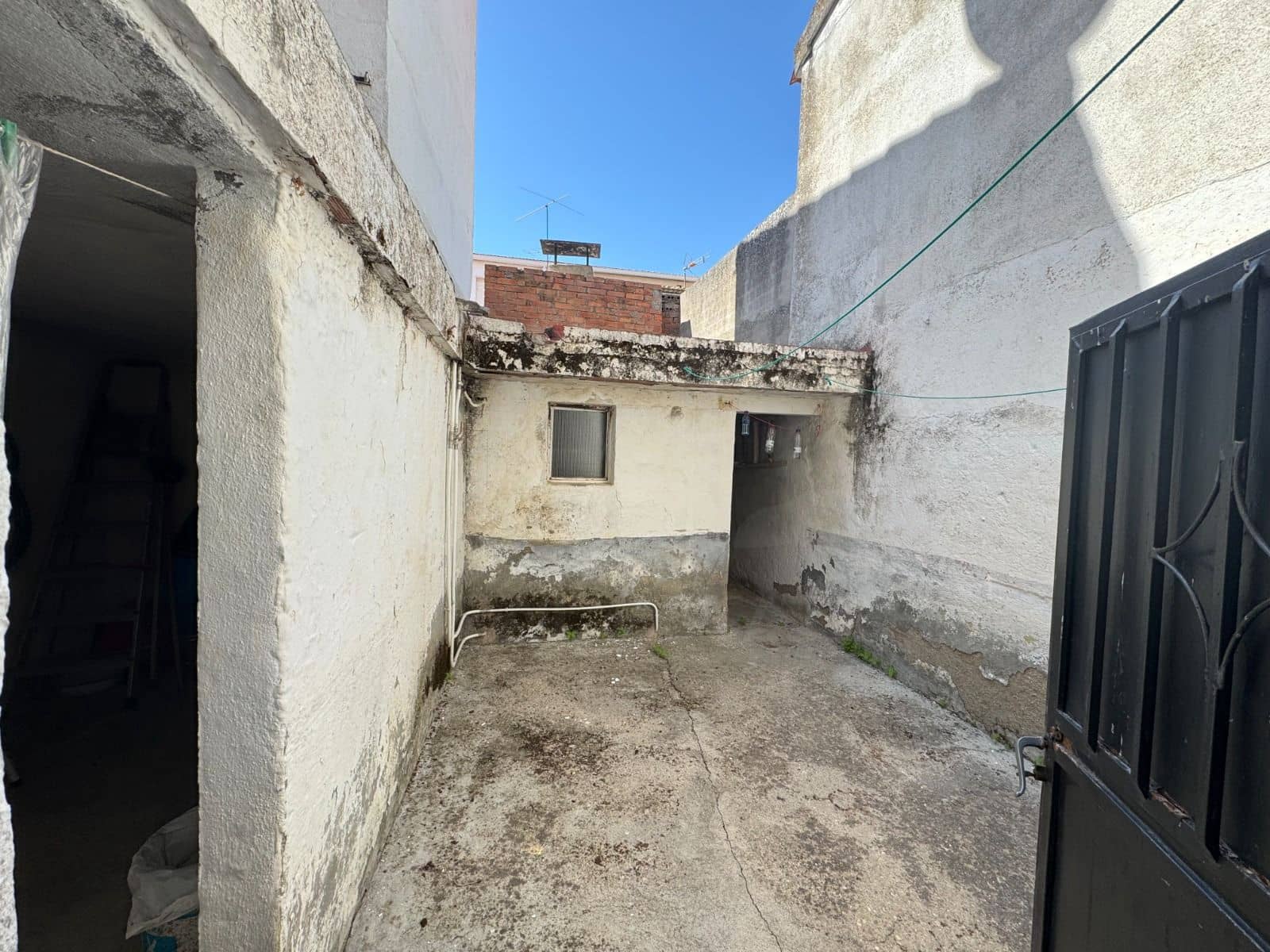 3 bedroom Townhouse for sale in La Nava de Ricomalillo - € 54,900 (Ref: 10156818)