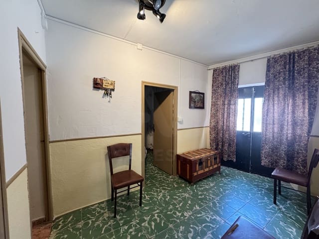 3 bedroom Townhouse for sale in La Nava de Ricomalillo - € 54,900 (Ref: 10156818)