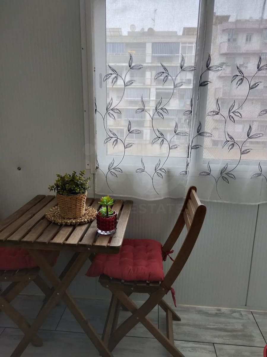 4 chambre Appartement à vendre à Terrassa - 195 000 € (Ref: 10157101)