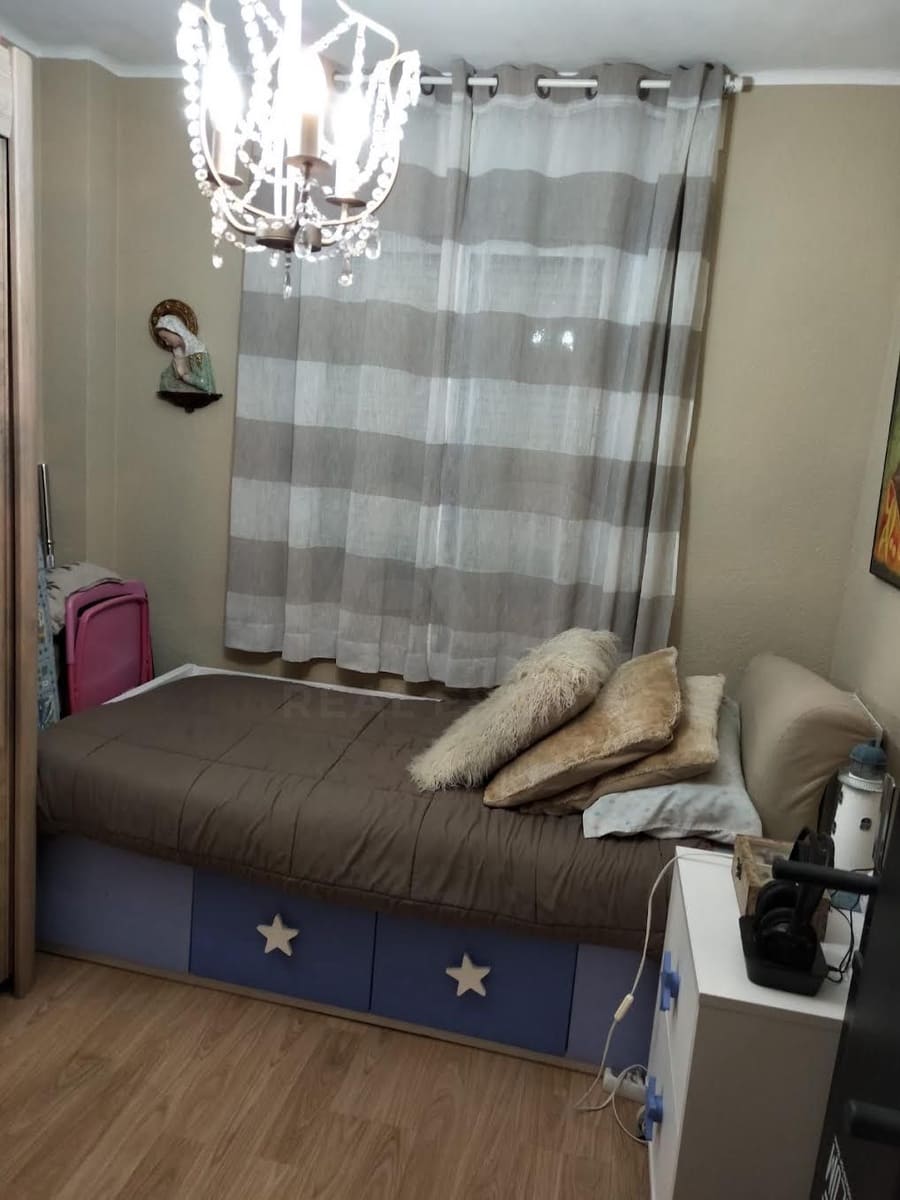 4 chambre Appartement à vendre à Terrassa - 195 000 € (Ref: 10157101)