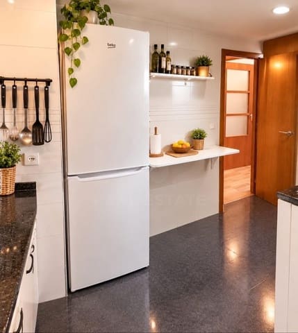 4 chambre Appartement à vendre à Terrassa - 195 000 € (Ref: 10157101)