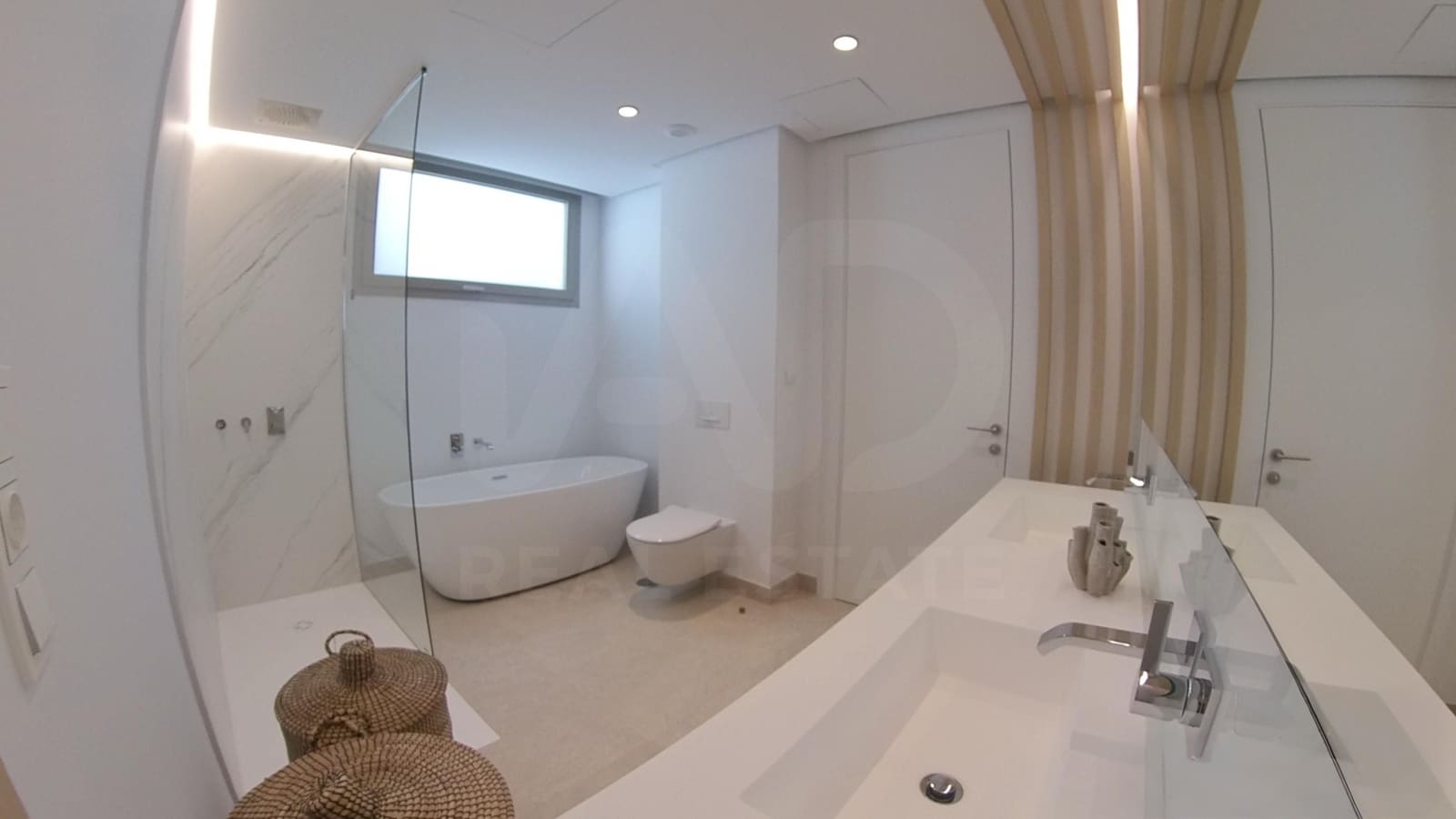 4 slaapkamer Penthouse te koop in Benahavis met zwembad garage - € 2.290.000 (Ref: 10157103)