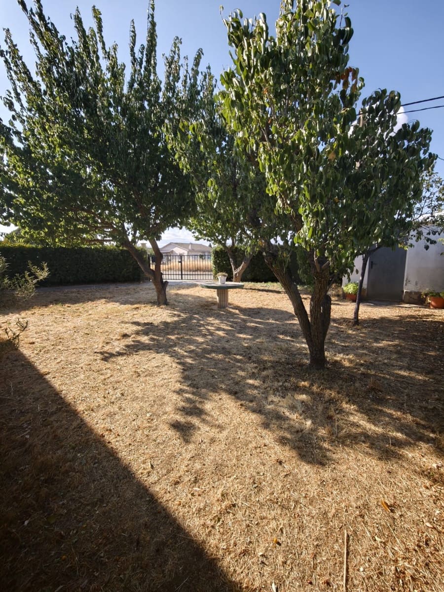 3 bedroom Townhouse for sale in Matanza with garage - € 99,000 (Ref: 10157110)
