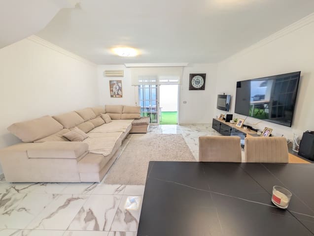 3 soveværelse Rækkehus til salg i Granadilla de Abona med garage - € 365.000 (Ref: 10157709)