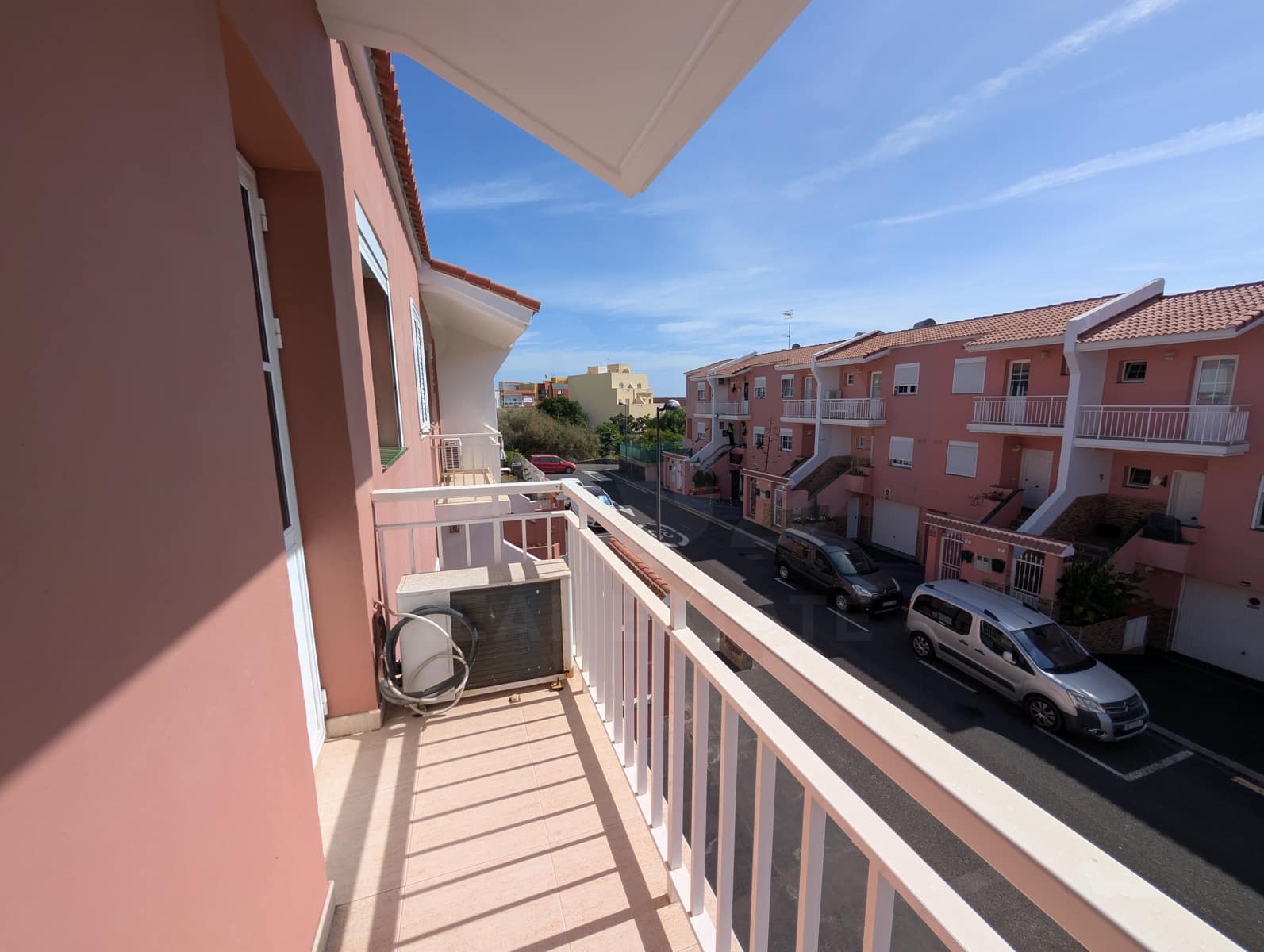 3 soveværelse Rækkehus til salg i Granadilla de Abona med garage - € 365.000 (Ref: 10157709)