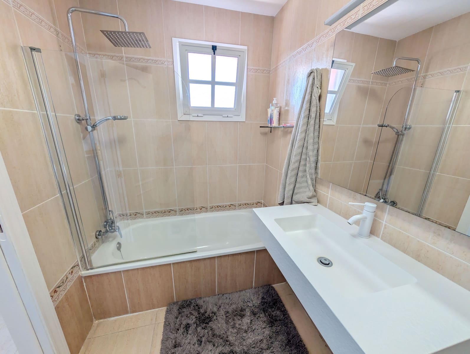 3 soveværelse Rækkehus til salg i Granadilla de Abona med garage - € 365.000 (Ref: 10157709)
