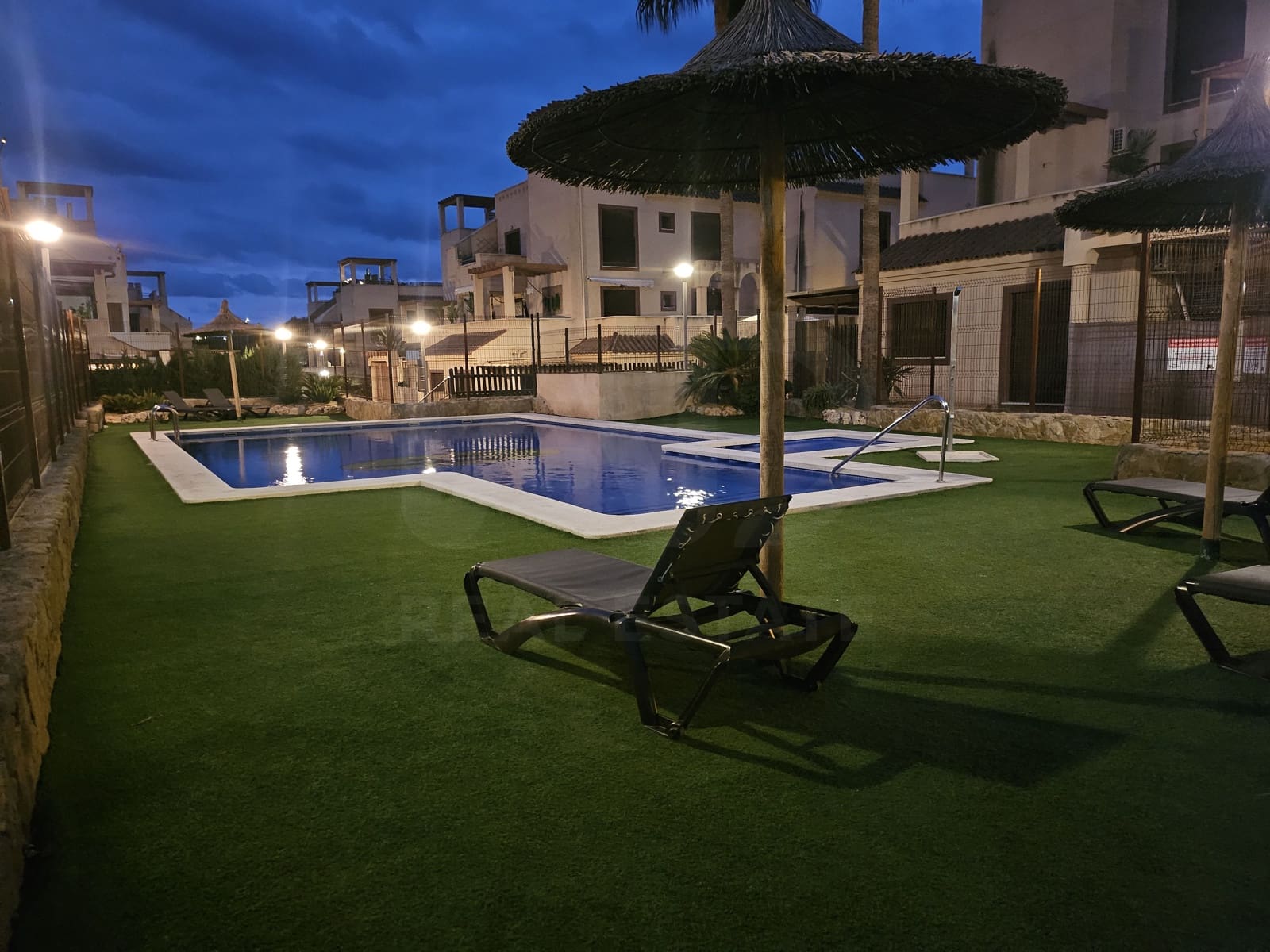 2 bedroom Penthouse for sale in Los Collados with pool - € 145,000 (Ref: 10157710)