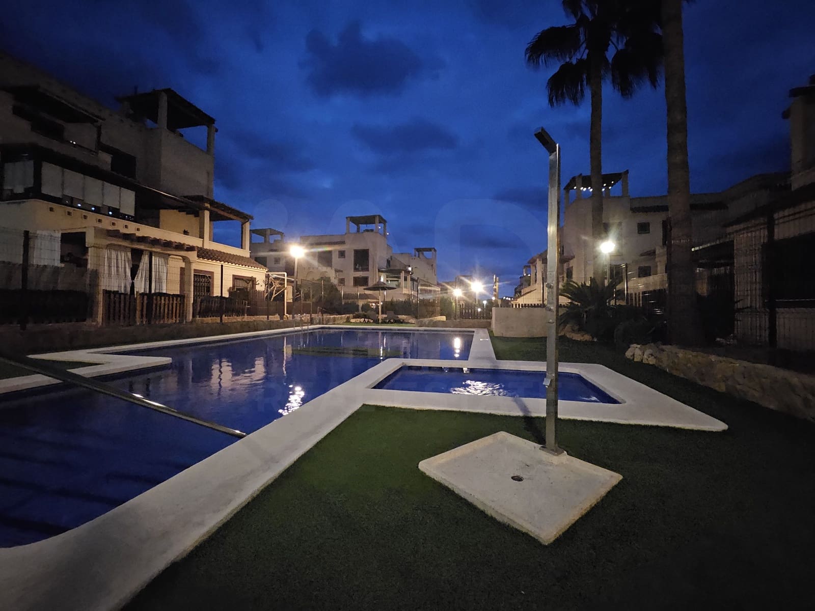 2 bedroom Penthouse for sale in Los Collados with pool - € 145,000 (Ref: 10157710)