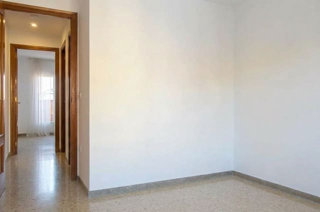 3 slaapkamer Appartement te koop in Caldes de Malavella - € 210.000 (Ref: 10158583)
