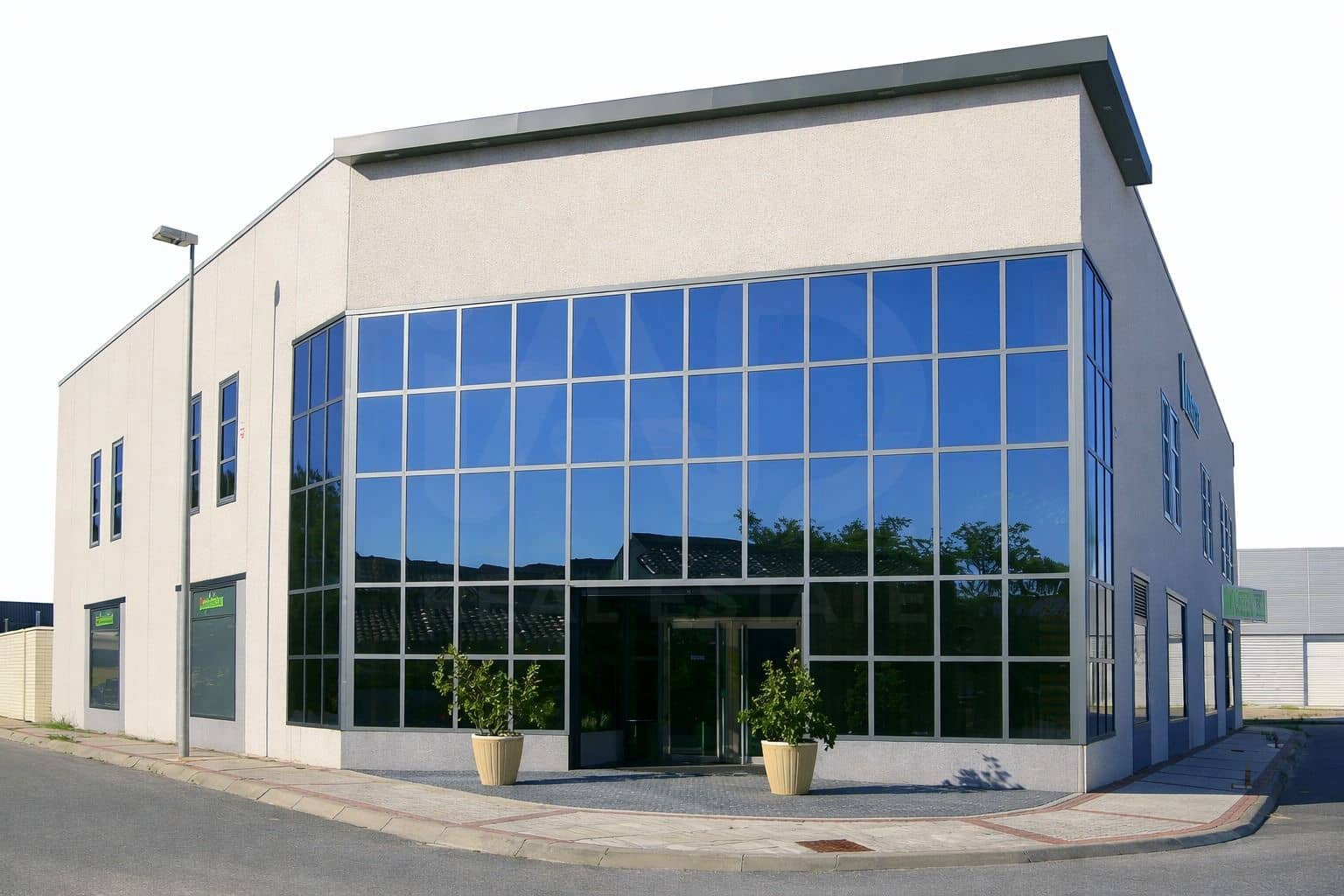Commercial for sale in Medina del Campo with garage - € 650,000 (Ref: 10158584)