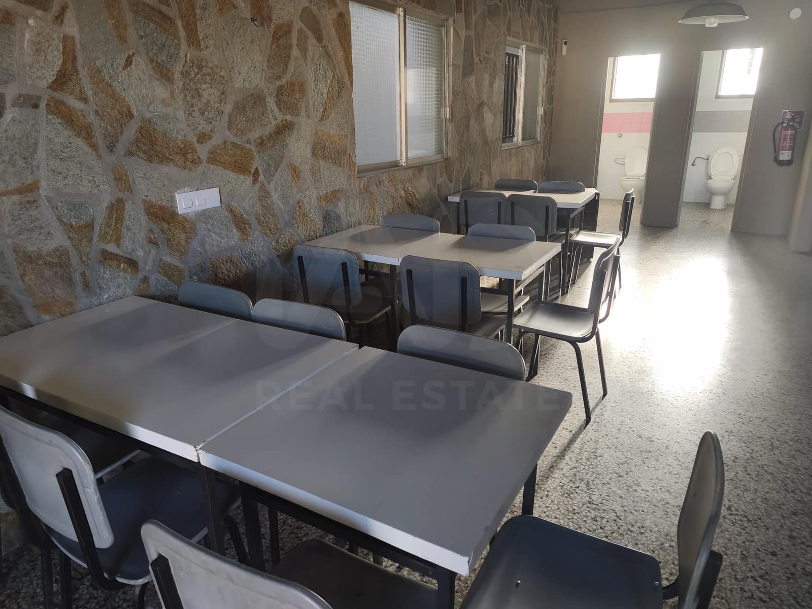 Gewerbe zu vermieten in La Bisbal del Penedes - 450 € (Ref: 10158606)