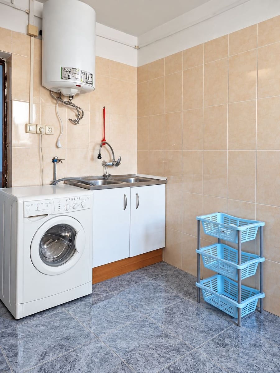 3 bedroom Townhouse for sale in Montearagon - € 42,000 (Ref: 10158608)