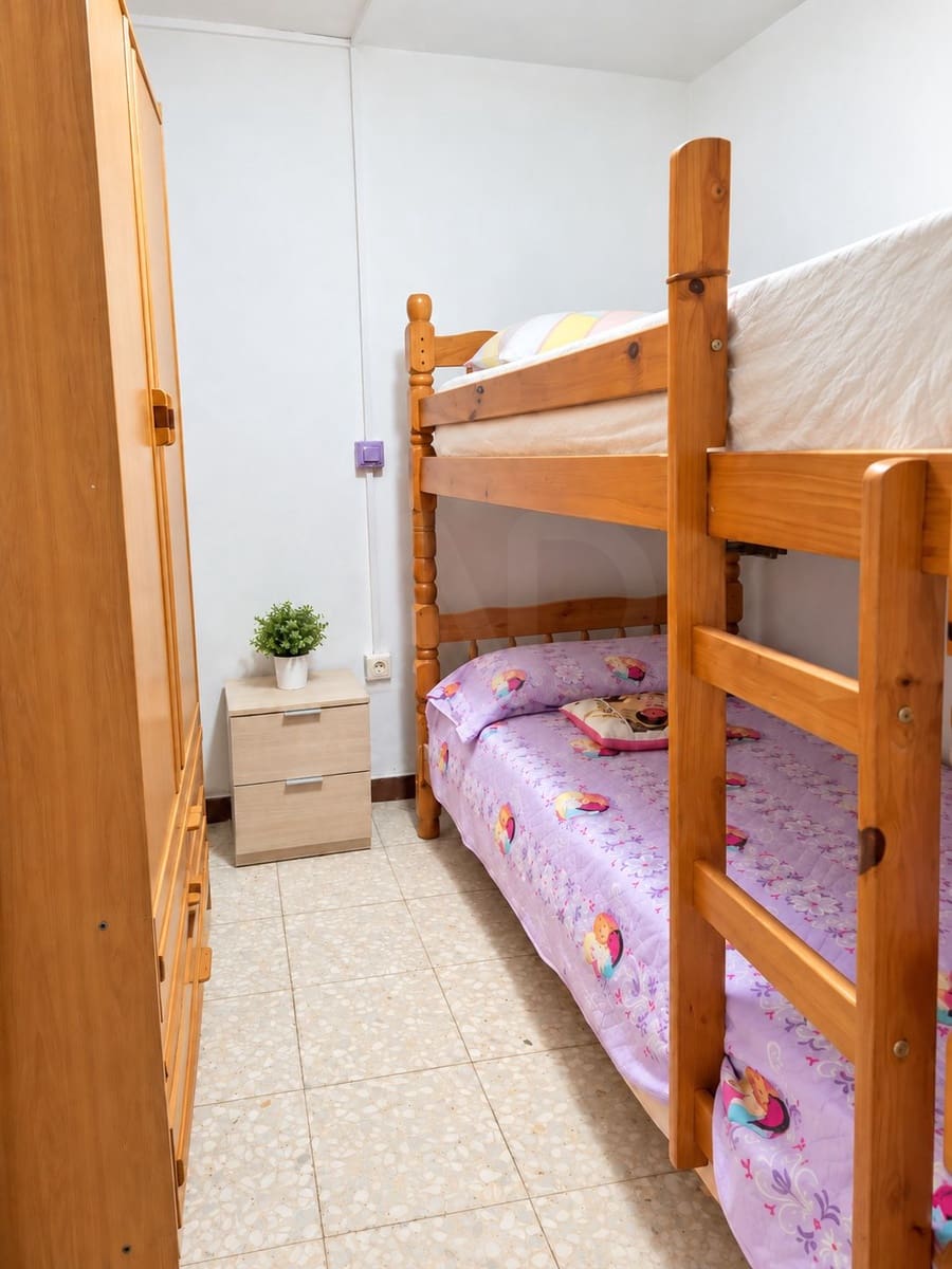 3 bedroom Townhouse for sale in Montearagon - € 42,000 (Ref: 10158608)