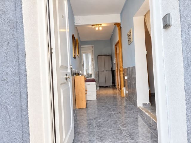 3 slaapkamer Huis te koop in Montearagón - € 42.000 (Ref: 10158608)