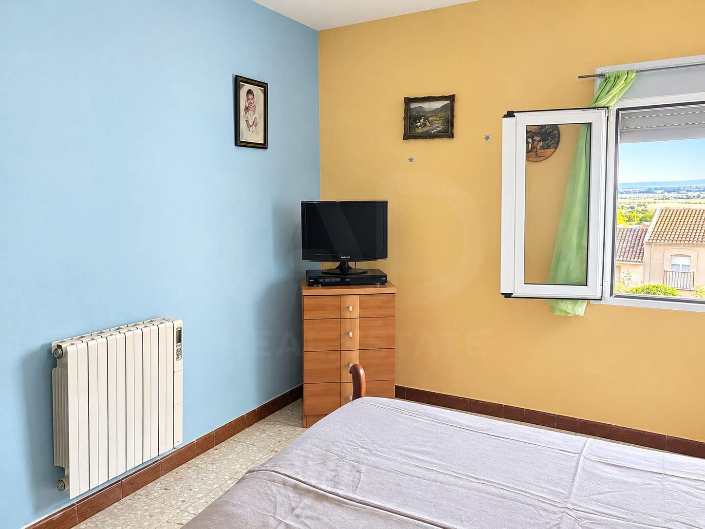 3 bedroom Townhouse for sale in Montearagon - € 42,000 (Ref: 10158608)