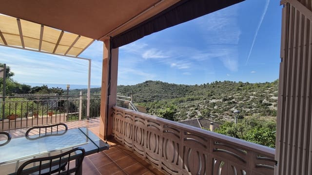 4 slaapkamer Huis te koop in Calafell met zwembad garage - € 369.000 (Ref: 10158891)