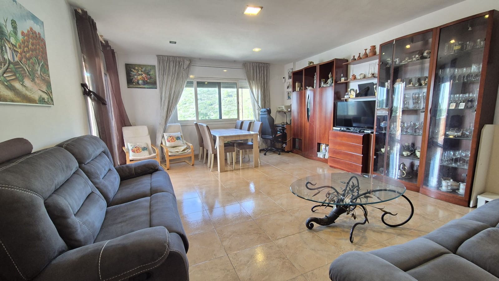 4 bedroom Villa for sale in Calafell with pool garage - € 369,000 (Ref: 10158891)