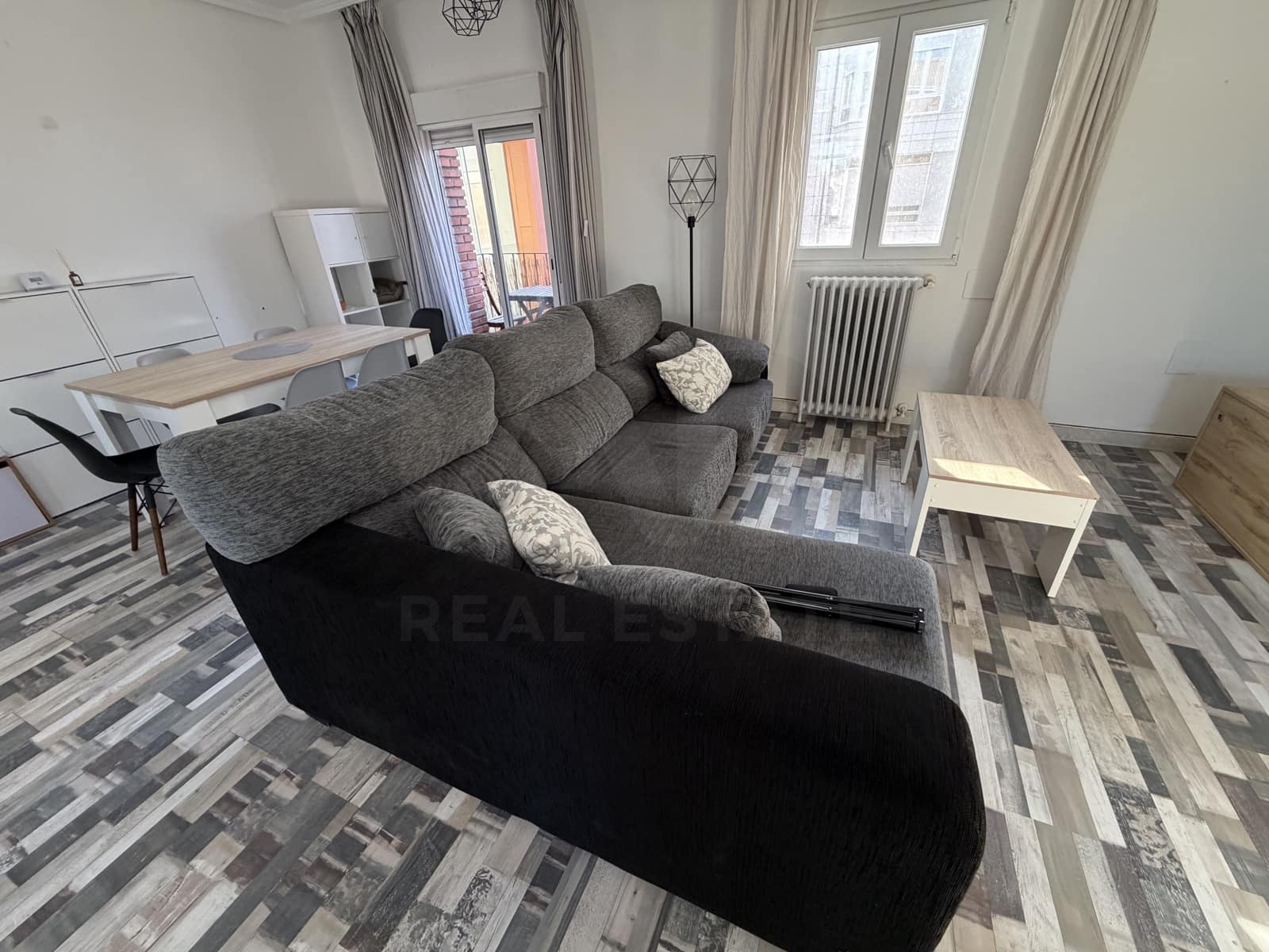 3 bedroom Apartment for sale in Valladolid city - € 264,950 (Ref: 10158894)