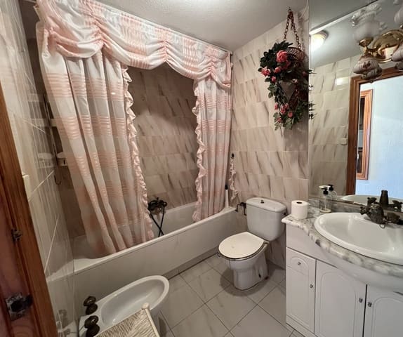 2 soverom Leilighet til salgs i Guardamar Playa, Guardamar del Segura - € 195 000 (Ref: 10158896)