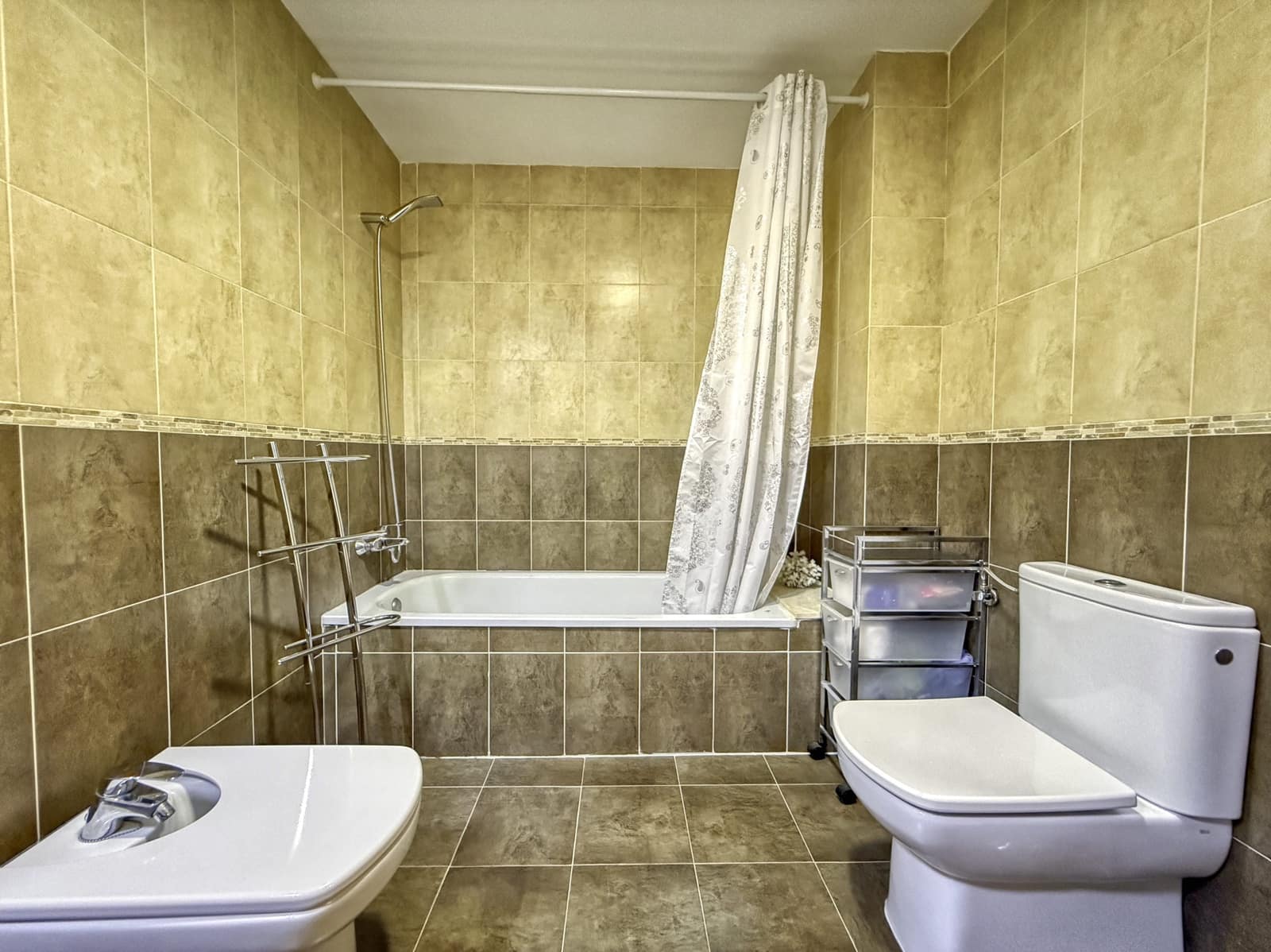 2 bedroom Apartment for sale in Alcala de la Selva with garage - € 195,000 (Ref: 10158898)