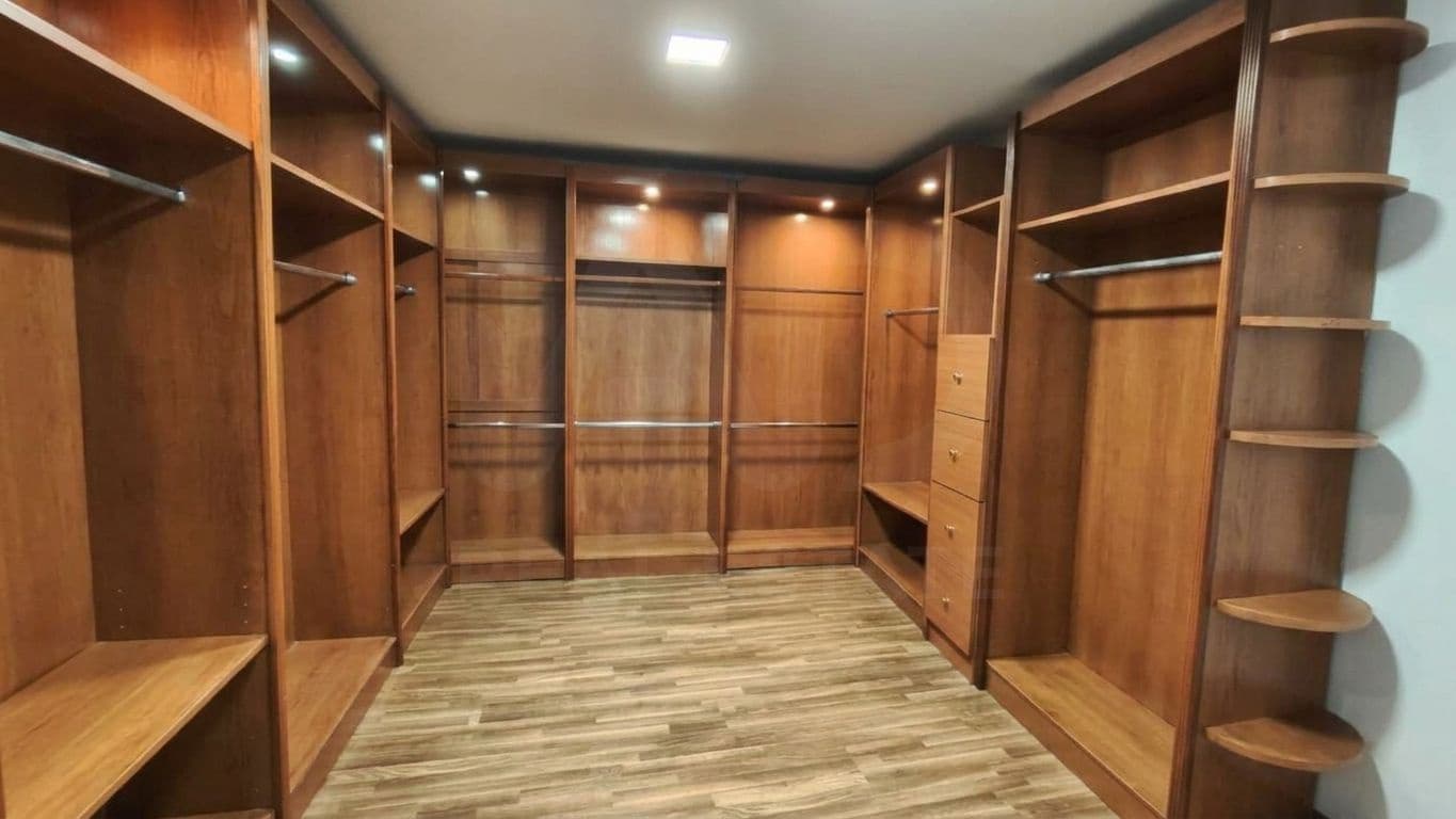 4 sypialnia Dom na sprzedaż w Castello de la Plana z garażem - 270 000 € (Ref: 10158899)