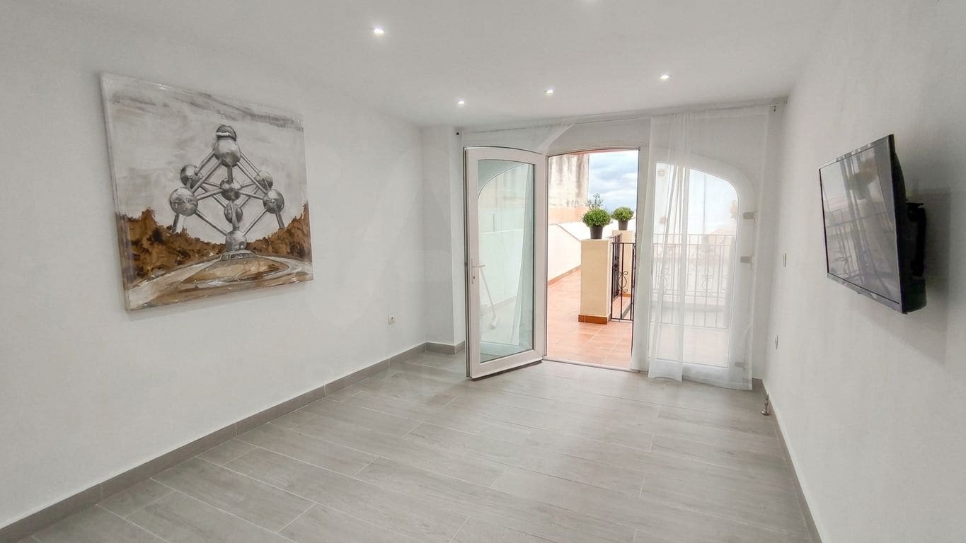 4 sypialnia Dom na sprzedaż w Castello de la Plana z garażem - 270 000 € (Ref: 10158899)