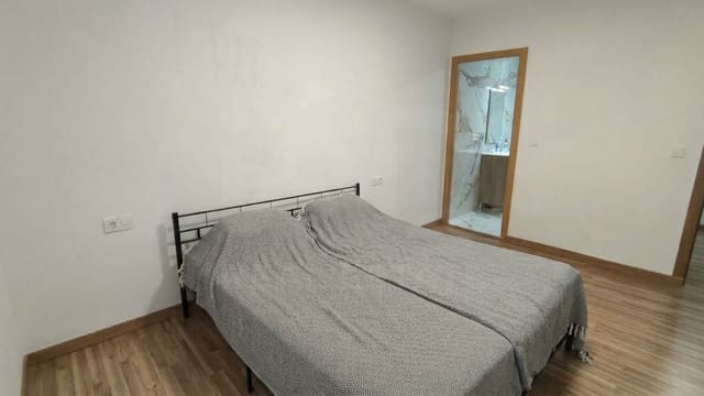 4 sypialnia Dom na sprzedaż w Centro, Castelló de la Plana z garażem - 270 000 € (Ref: 10158899)