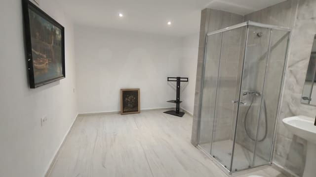 4 sypialnia Dom na sprzedaż w Centro, Castelló de la Plana z garażem - 270 000 € (Ref: 10158899)