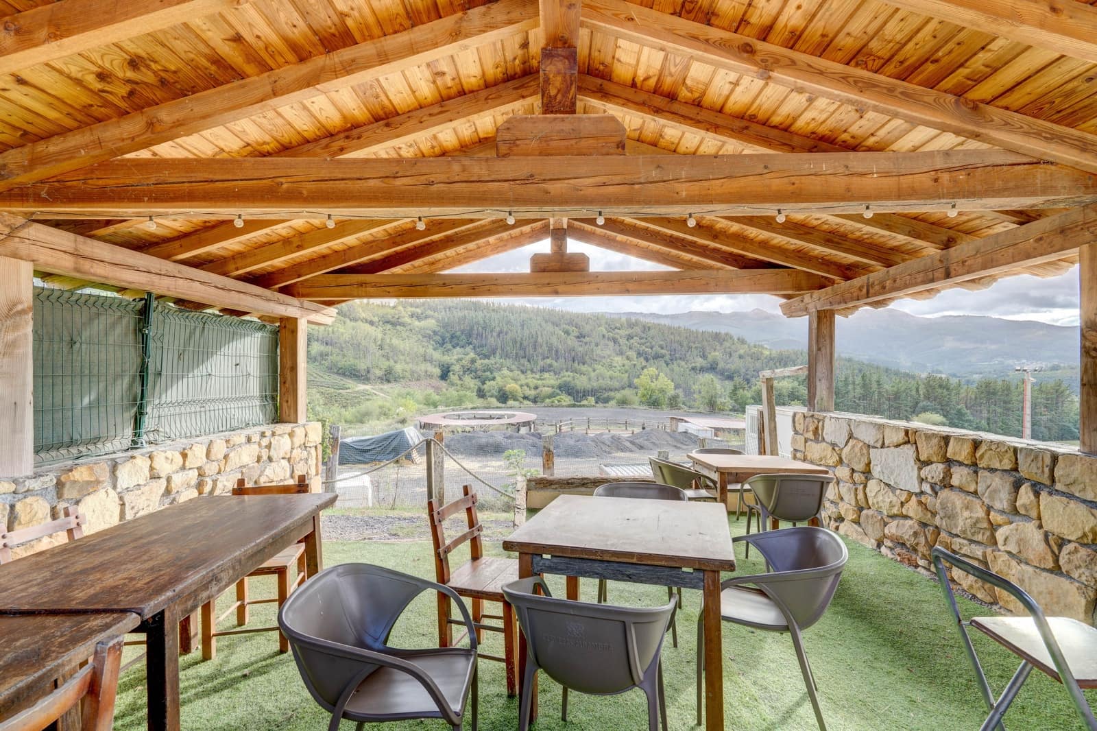 10 bedroom Finca/Country House for sale in Iurreta with garage - € 1,600,000 (Ref: 10158904)