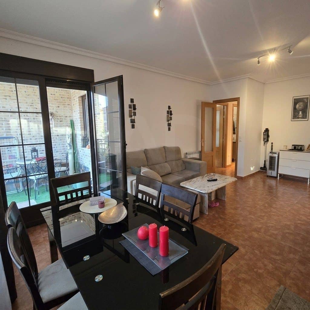 4 soveværelse Villa til salg i Ugena med garage - € 325.000 (Ref: 10159588)