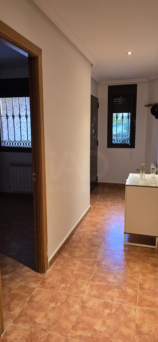 4 soveværelse Villa til salg i Ugena med garage - € 325.000 (Ref: 10159588)