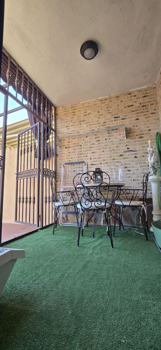 4 soveværelse Villa til salg i Ugena med garage - € 325.000 (Ref: 10159588)