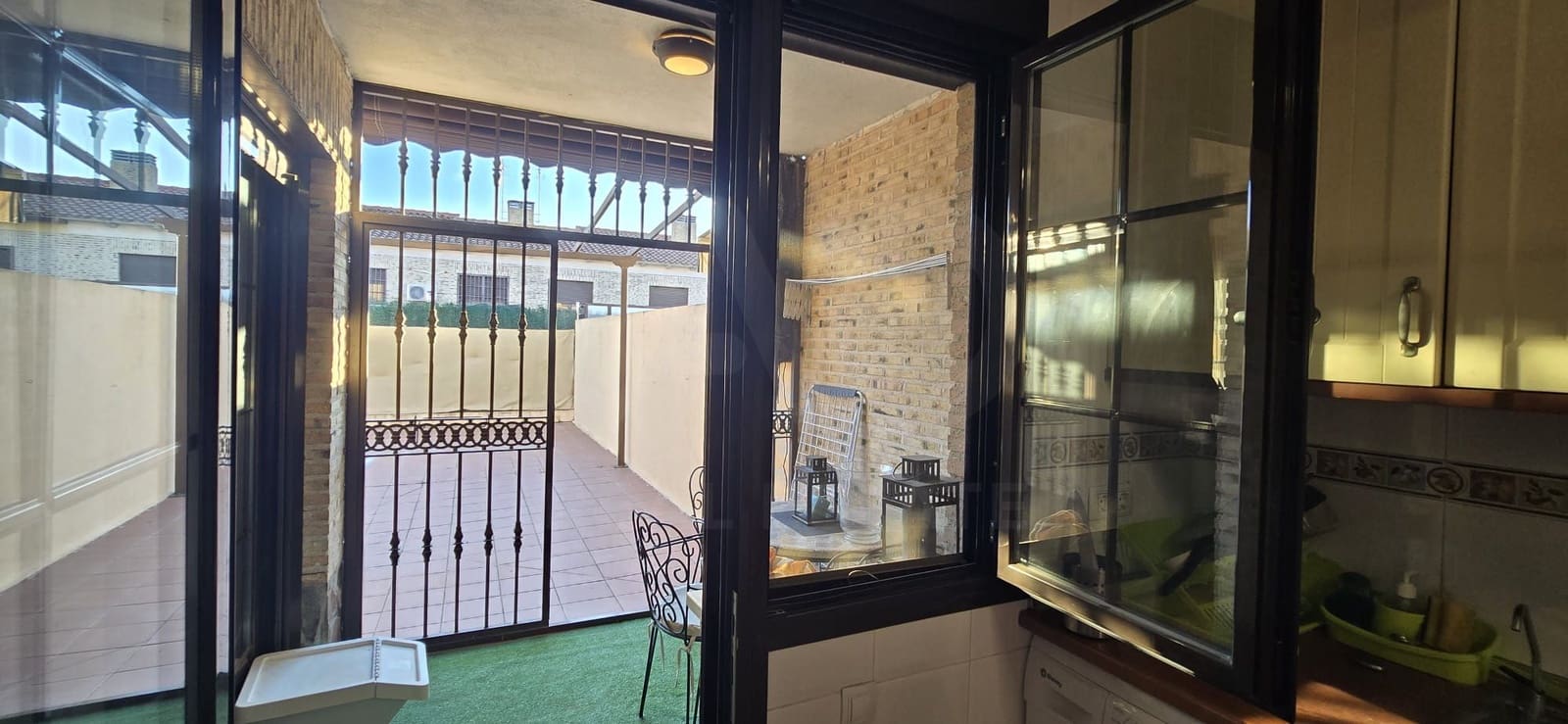 4 soveværelse Villa til salg i Ugena med garage - € 325.000 (Ref: 10159588)