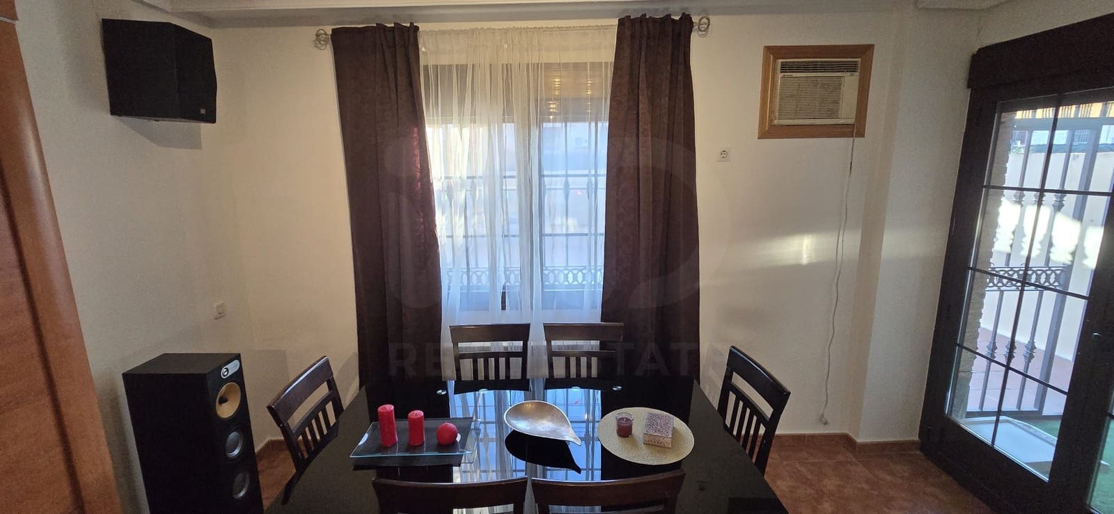 4 soveværelse Villa til salg i Ugena med garage - € 325.000 (Ref: 10159588)