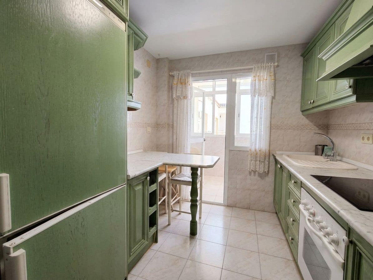 2 slaapkamer Appartement te koop in Rincon de la Victoria met zwembad garage - € 335.000 (Ref: 10159589)