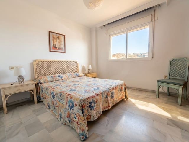 2 chambre Appartement à vendre à Torre de Benagalbon, Rincón de la Victoria avec piscine garage - 335 000 € (Ref: 10159589)