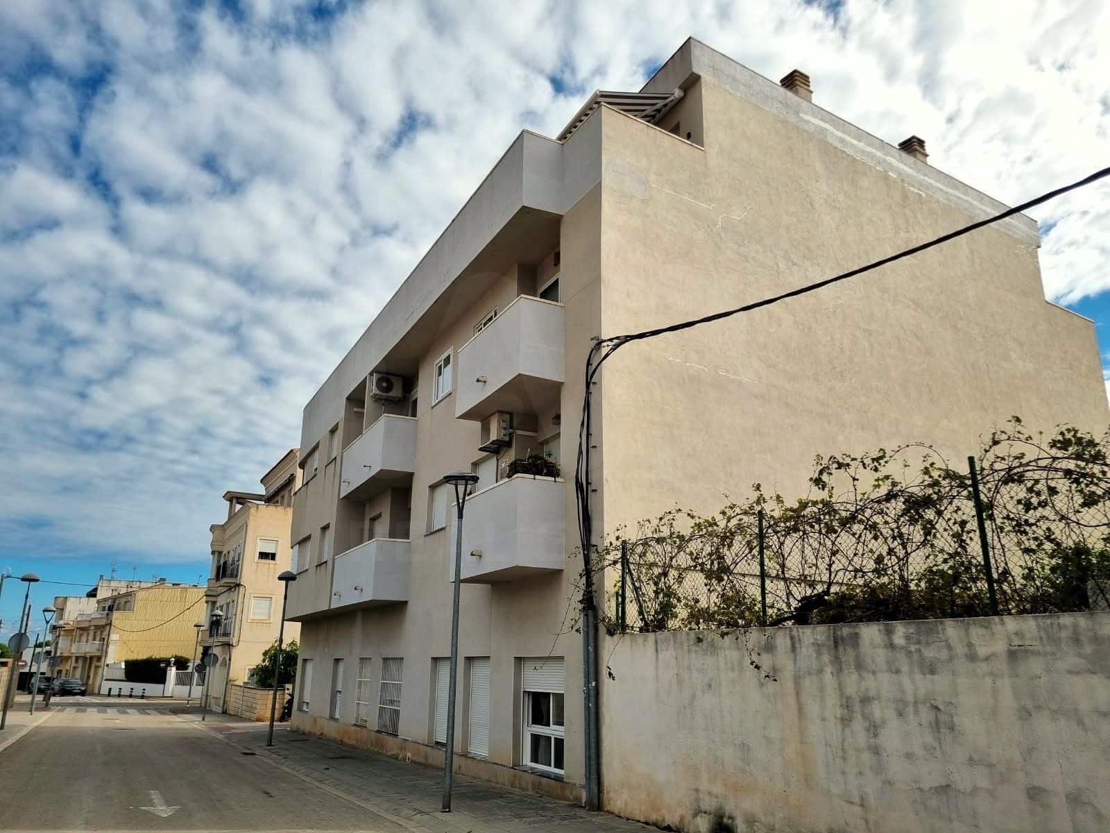 2 slaapkamer Appartement te koop in Alcanar met garage - € 160.000 (Ref: 10160289)