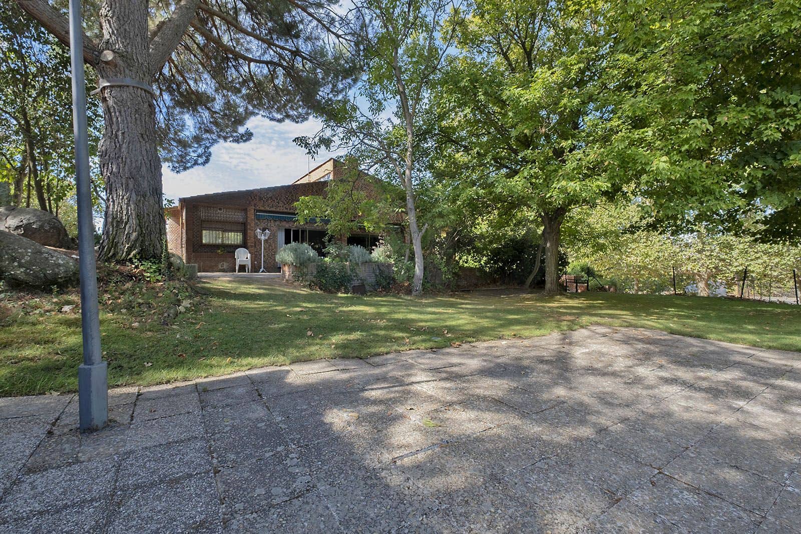 Villa/Maison à vendre à Robledo de Chavela avec piscine - 750 000 € (Ref: 10160290)
