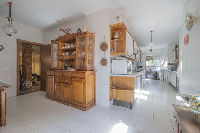 Villa/Maison à vendre à Robledo de Chavela avec piscine - 750 000 € (Ref: 10160290)