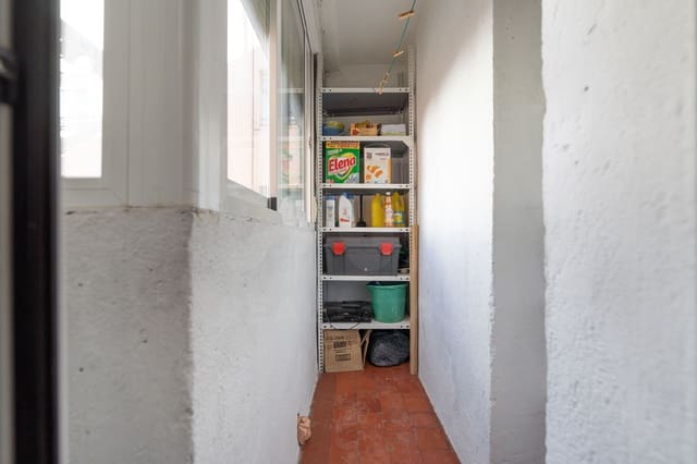 2 quarto Apartamento para venda em San Isidro, Madrid cidade - 230 000 € (Ref: 10160291)